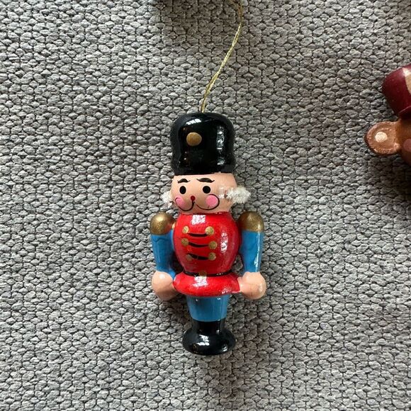 Vintage and Antique Wooden Christmas Tree Holiday Ornaments Decor Bundle of 6 - Picture 3 of 8